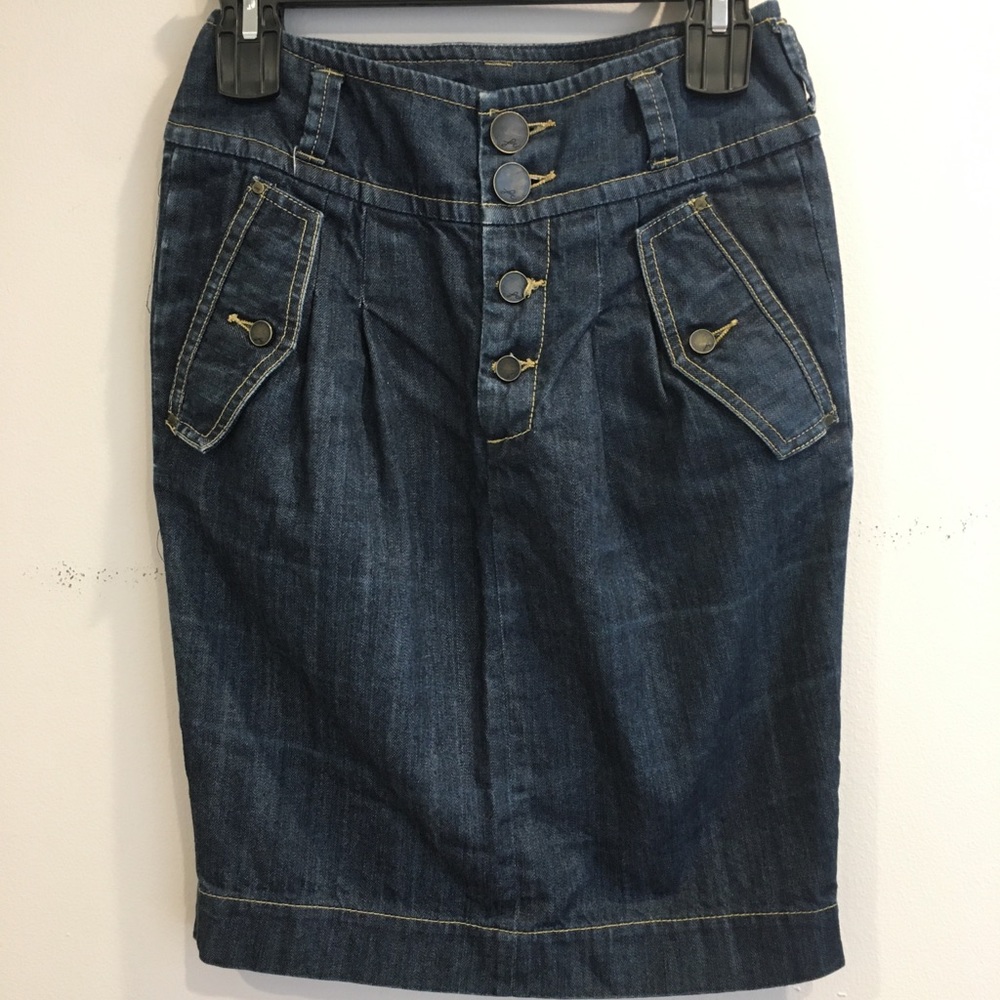 Denim high waisted skirt
